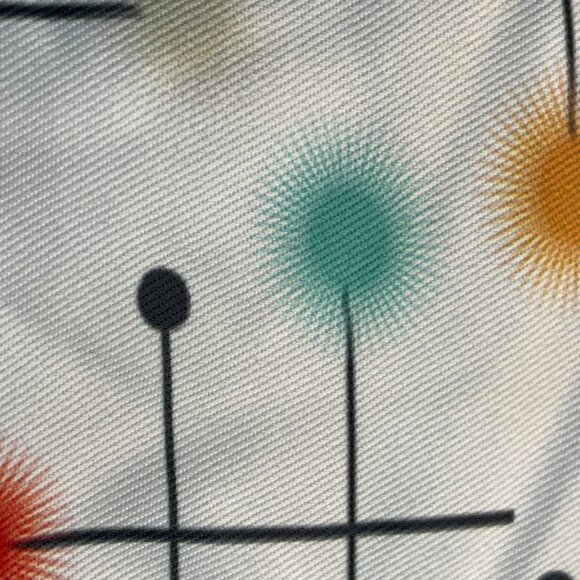 Retro Bundle: Pair of Oven Mitts + Grinch Holiday Napkins - Picture 7 of 11